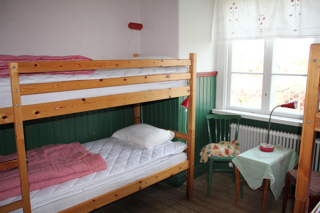 Mora Vandrarhem Och Gaesthem Vinäs Chambre photo