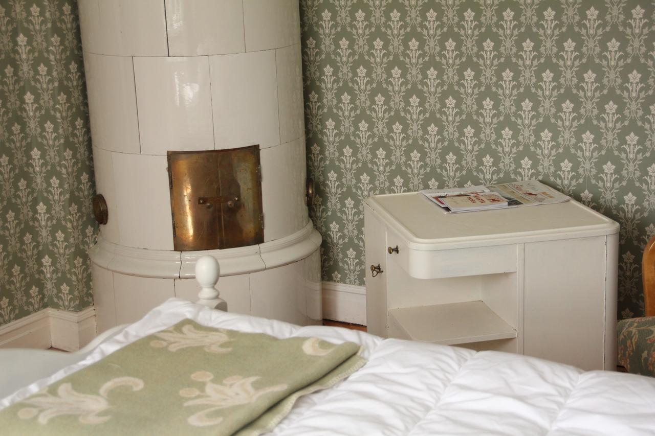 Mora Vandrarhem Och Gaesthem Vinäs Chambre photo