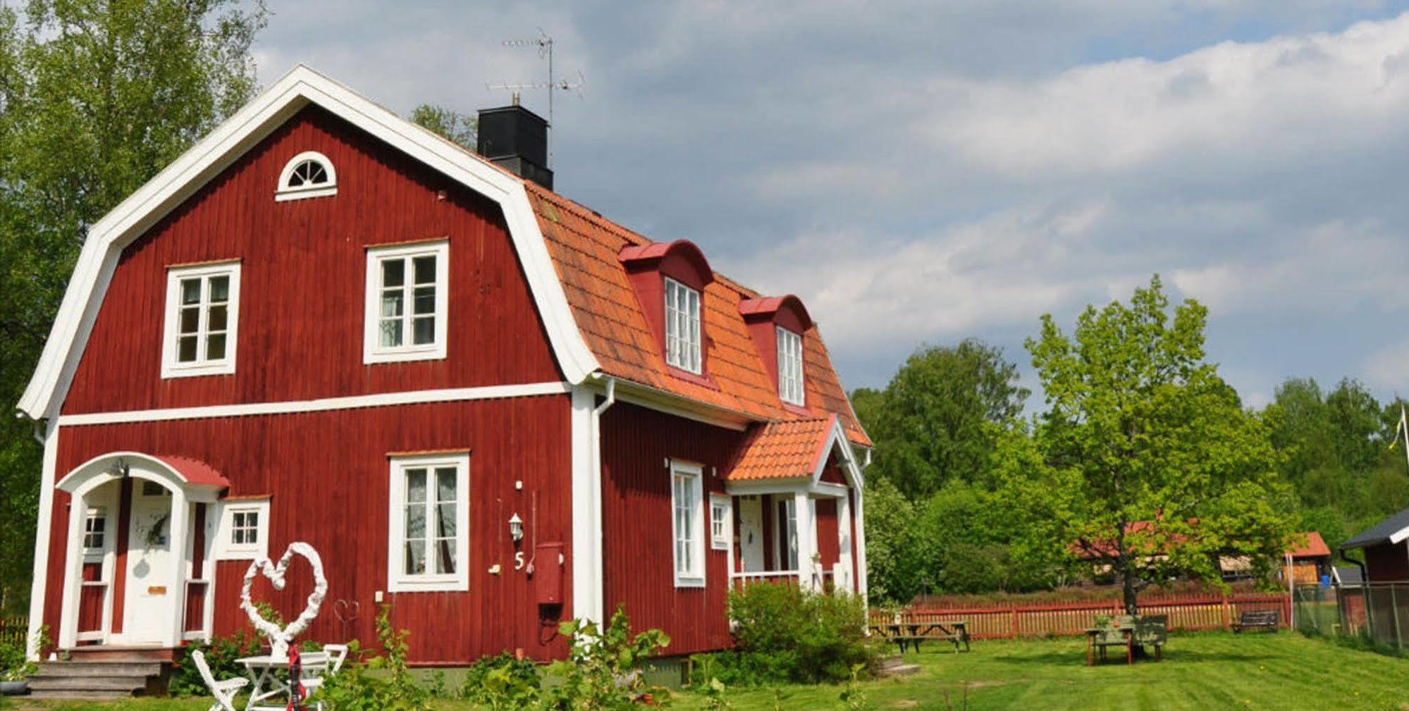 Mora Vandrarhem Och Gaesthem Vinäs Extérieur photo